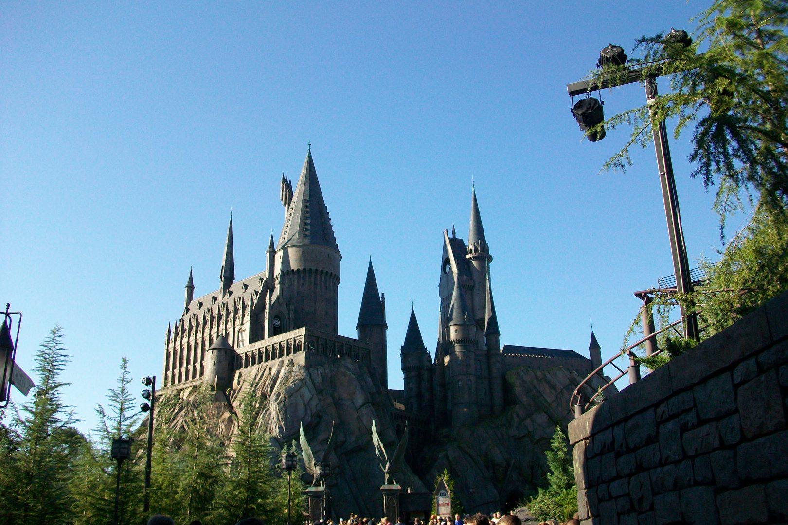 The Wizarding World of Harry Potter in Orlando, FL was a source of comfort for many Harry Potter fans after the conclusion of the film series. Fortunately, JK Rowling is rolling out a new Harry Potter-based film franchise.