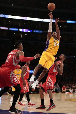  Kobe’s constant jump shots would hurt the Knicks more than it would help. (Photo Courtesy of Robert Gauthier / Los Angeles Times via TNS)