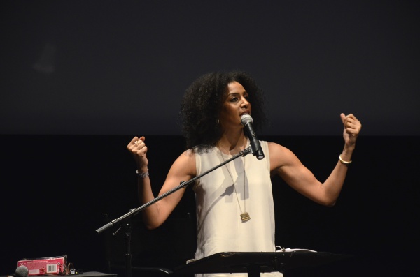 Sarah Jones opened the exhibition with a hilarious performance. (Andronika Zimmerman / The Observer)