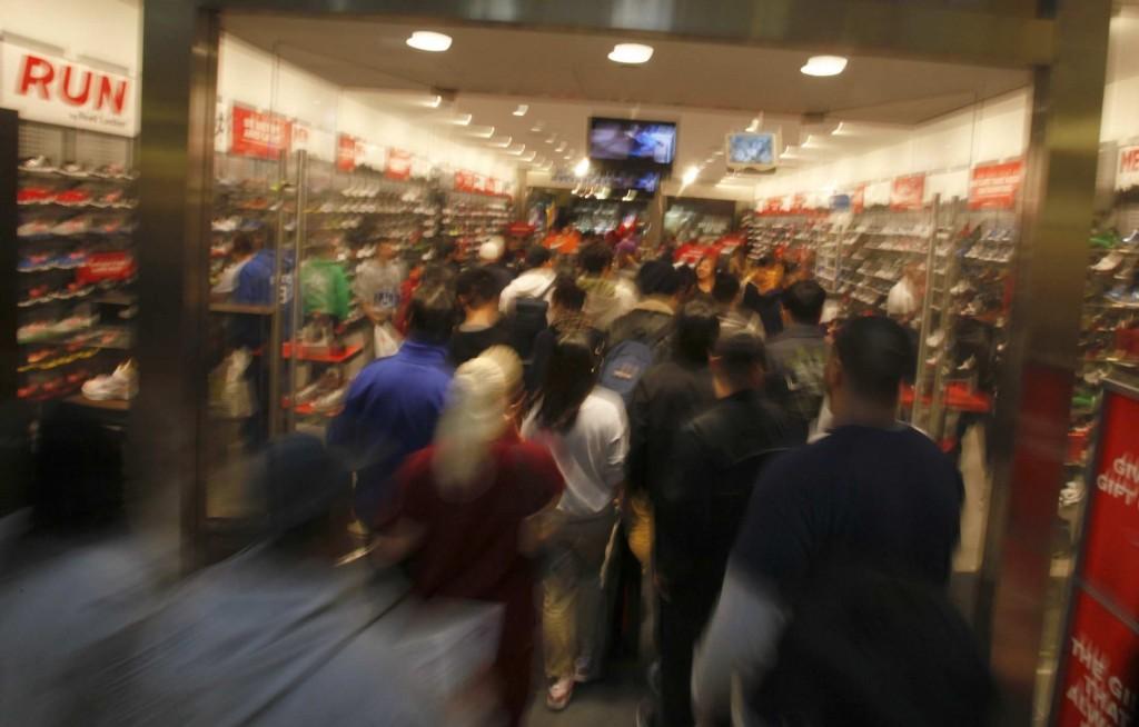 DAY AFTER THANKSGIVING SHOPPING