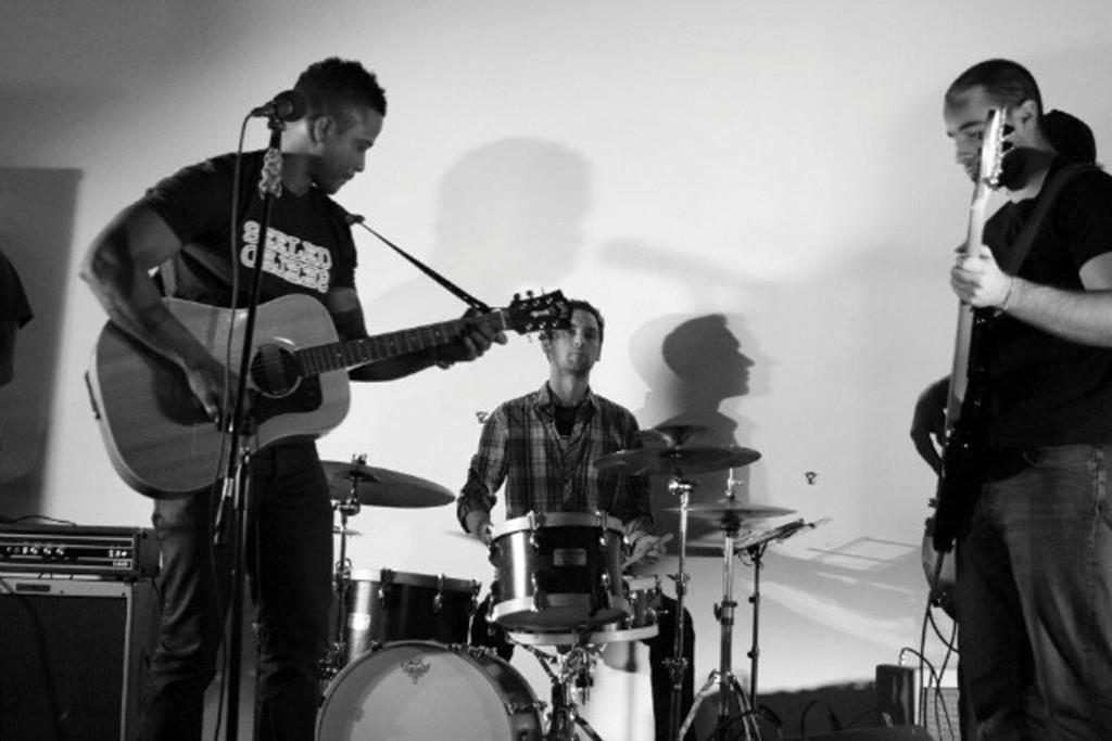 Arts_Breaking-Bands