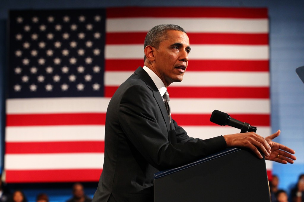 Obama visits Chicago