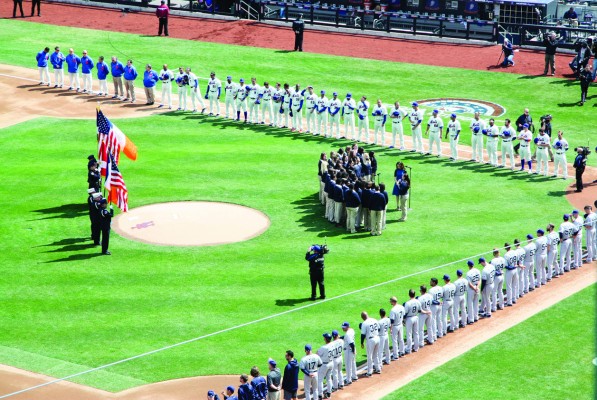 The Mets came roaring out of the gates on Opening Day, defeating the San Diego Padres by a score of 11-2. (Jennifer Khedaroo/The Observer)
