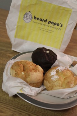 The bag does not lie. Beard Papa's sells "fresh and natural cream puffs." Megan Tang/The Observer