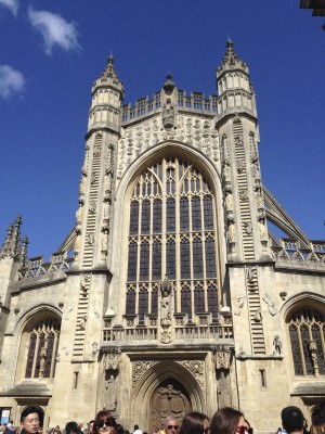 Notice the angels climbing on both sides of Bath Abbey. (PHOTO COURTESY OF MARY MEED)